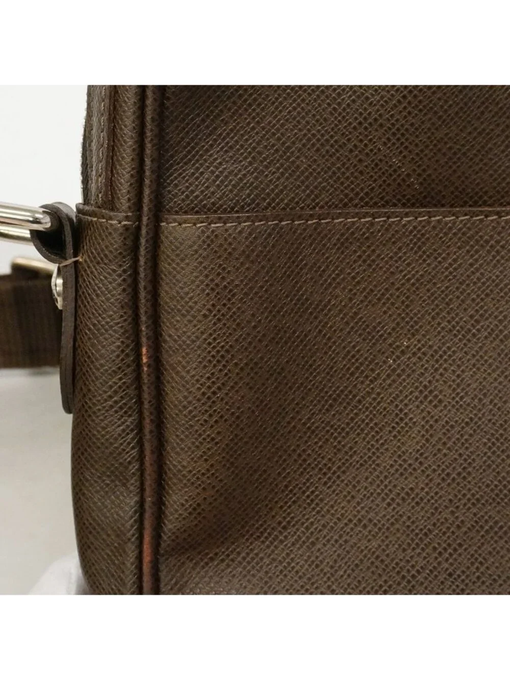 Louis Vuitton Shoulder Bag Taiga Dimitri Grizzly